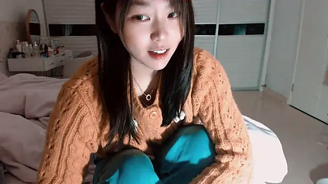 -Lucky Girl online show from 03-05-26, 12:51