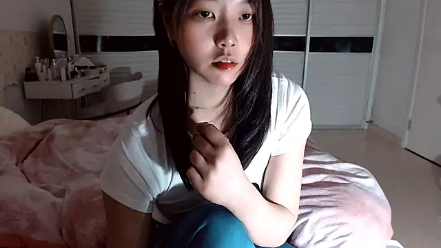 -Lucky Girl online show from 03-15-26, 12:23