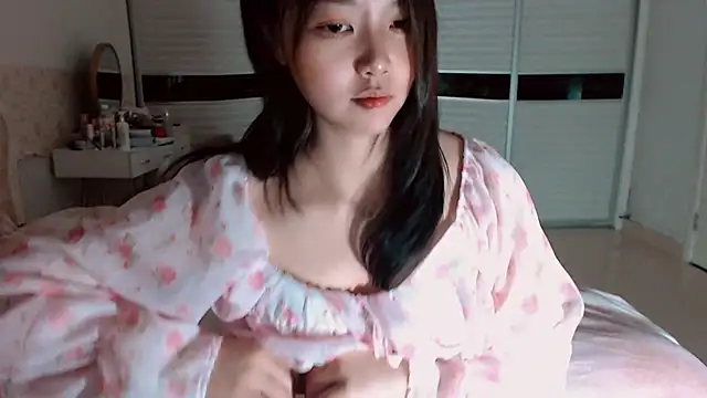 -Lucky Girl online show from 04-03-26, 02:34