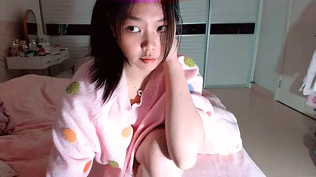 -Lucky Girl online show from 02-16-26, 02:48