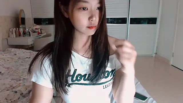 Snapshot of -Lucky_Girl chatting on 07-04-26, 02:07 -Lucky Girl online show from 07-04-26, 02:07