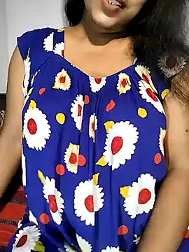 Snapshot of Quite_Malsha chatting on 03-10-25, 09:34 Quite Malsha online show from 03-10-25, 09:34