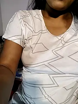 Snapshot of Quite_Malsha chatting on 03-11-25, 05:35 Quite Malsha online show from 03-11-25, 05:35