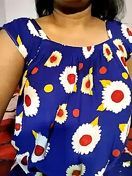 Snapshot of Quite_Malsha chatting on 03-07-25, 09:07 Quite Malsha online show from 03-07-25, 09:07