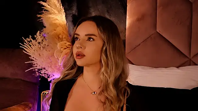 KatyaBelle online show from 10-07-25, 05:47