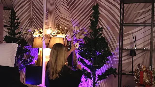 KatyaBelle online show from 12-04-25, 08:52