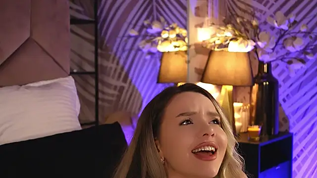 KatyaBelle online show from 11-17-25, 08:57