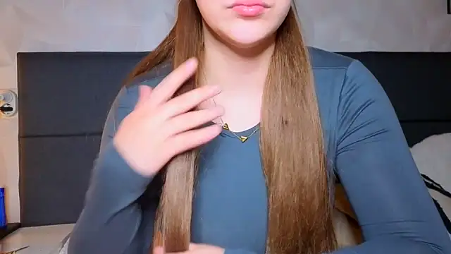 Sweetninaaa online show from 05-10-26, 02:41
