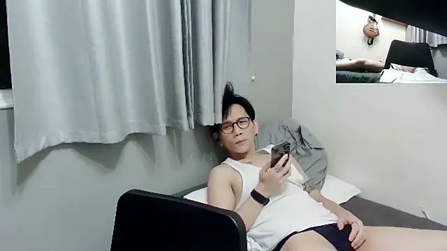 UndreamtM online show from 09-14-25, 01:55