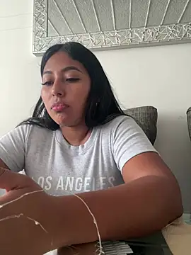 emmyjhonson07 online show from 01-05-26, 06:55