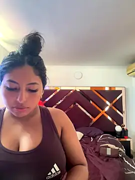 emmyjhonson07 online show from 12-03-25, 02:16