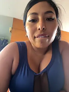 Snapshot of emmyjhonson07 chatting on 09-15-25, 02:17 emmyjhonson07 online show from 09-15-25, 02:17