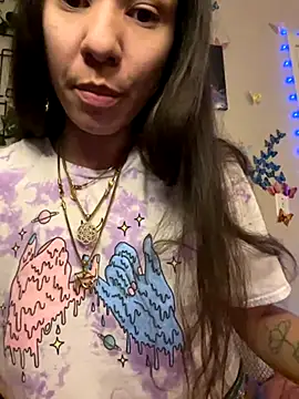  Neeka  online show from 10-25-25, 03:06