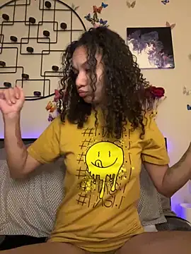 Snapshot of _Neeka_ chatting on 01-17-25, 11:17 Neeka online show from 01-17-25, 11:17