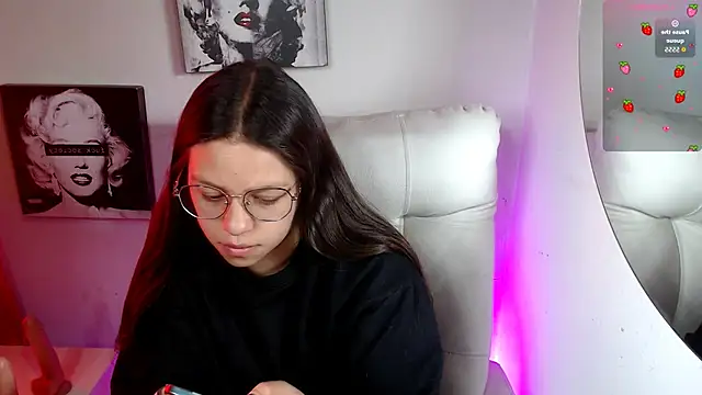 SamanthaRoldaan online show from 11-11-25, 02:56