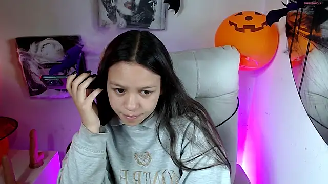 SamanthaRoldaan online show from 10-30-25, 03:31