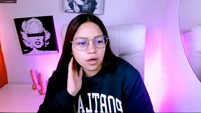 SamanthaRoldaan online show from 03-06-26, 12:55