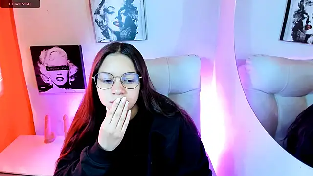 SamanthaRoldaan online show from 03-24-26, 03:23