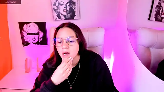 SamanthaRoldaan online show from 03-26-26, 02:37