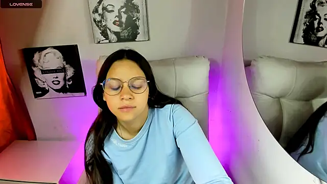 SamanthaRoldaan online show from 04-18-26, 02:08