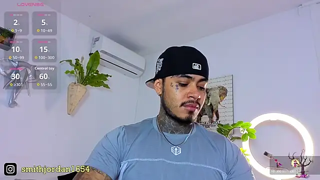 JordanSmiith  online show from 10-10-25, 09:15