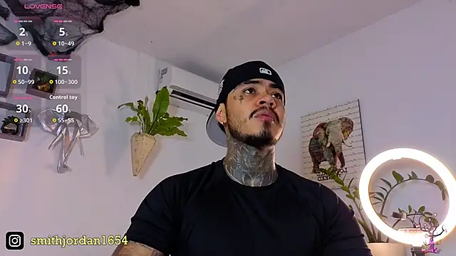 JordanSmiith  online show from 10-17-25, 08:21