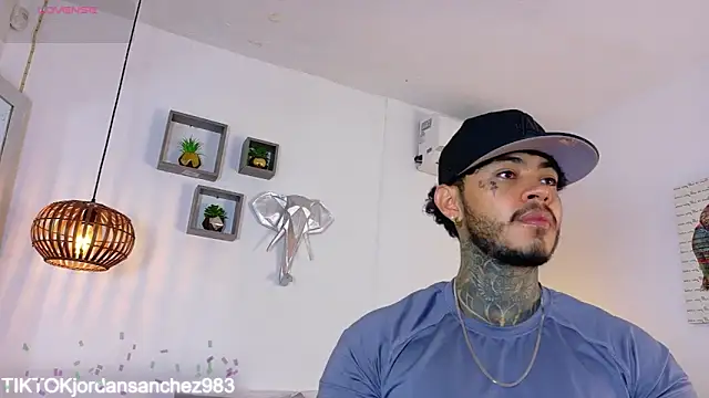 JordanSmiith  online show from 02-05-26, 10:16