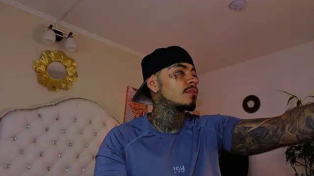 JordanSmiith  online show from 11-04-25, 09:18