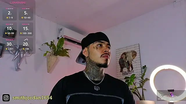 JordanSmiith  online show from 11-08-25, 09:07