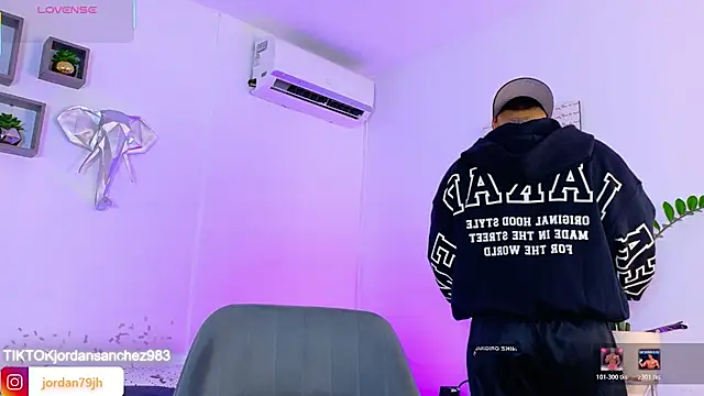 JordanSmiith  online show from 05-28-26, 08:37