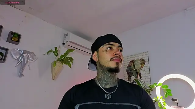 JordanSmiith  online show from 11-15-25, 08:35