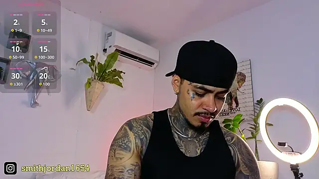 JordanSmiith  online show from 11-10-25, 08:58