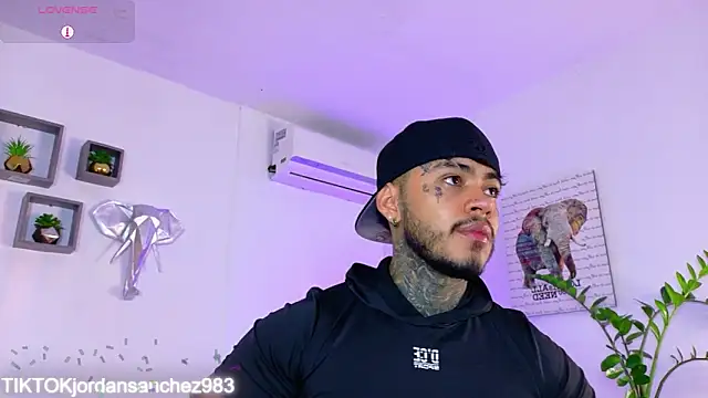 JordanSmiith  online show from 02-14-26, 08:42