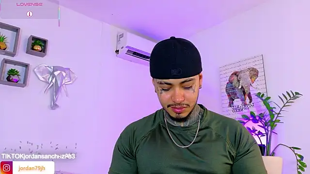 JordanSmiith  online show from 05-21-26, 09:23