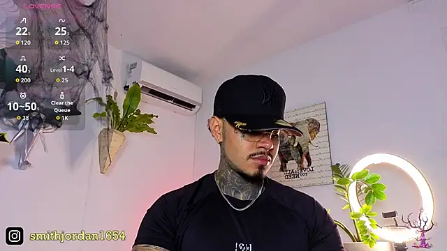 JordanSmiith  online show from 10-31-25, 09:22