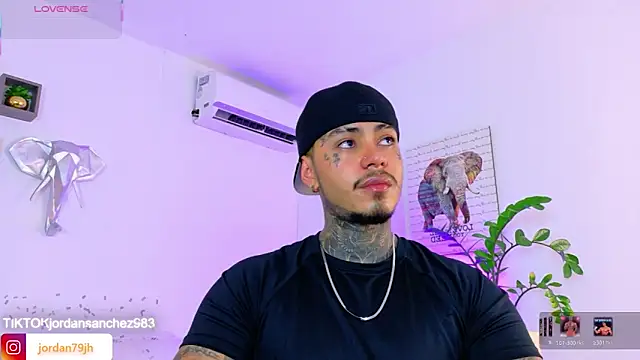 JordanSmiith  online show from 05-19-26, 09:11