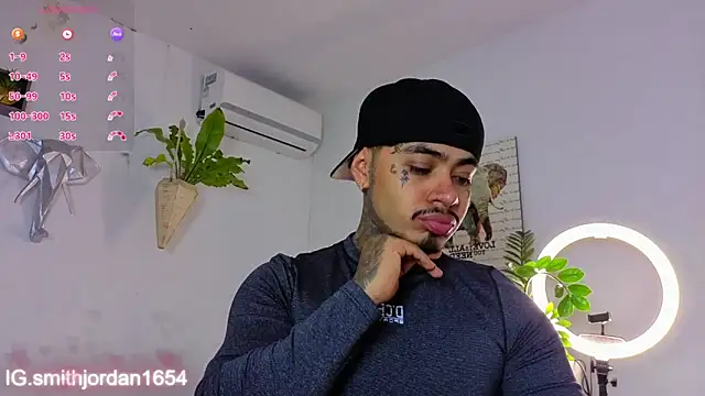 JordanSmiith  online show from 12-01-25, 08:32