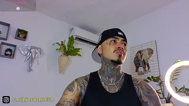 JordanSmiith  online show from 09-24-25, 08:48