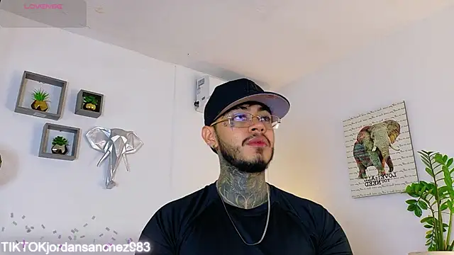 JordanSmiith  online show from 02-19-26, 07:55