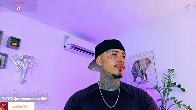 JordanSmiith  online show from 04-23-26, 09:27