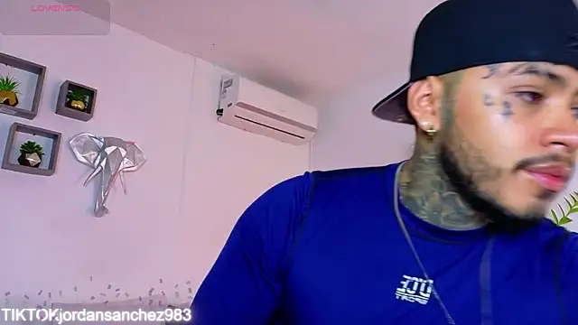 JordanSmiith  online show from 02-13-26, 08:09