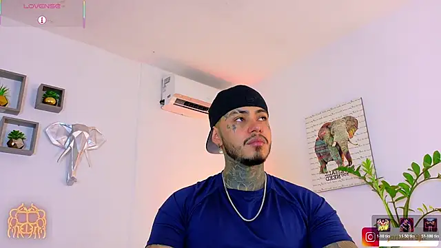 Snapshot of JordanSmiith_ chatting on 07-02-26, 10:05 JordanSmiith online show from 07-02-26, 10:05