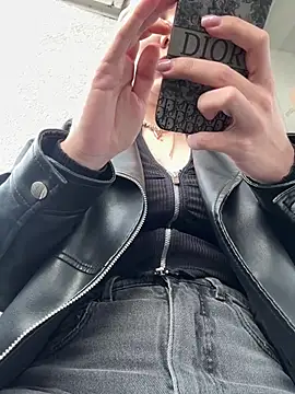 naughty lucifer online show from 04-04-26, 02:01