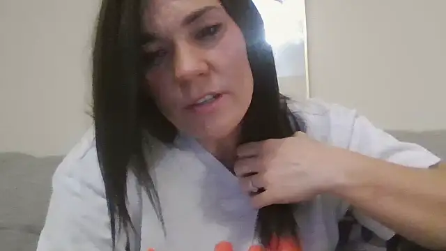 Aahananicole online show from 06-07-26, 07:57