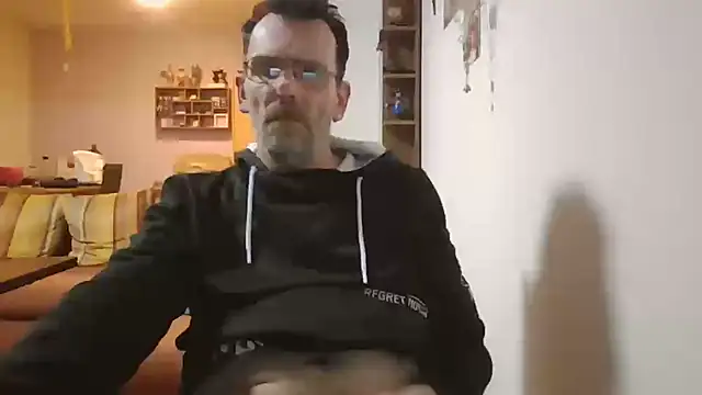 Stefan1609 online show from 02-17-25, 11:33