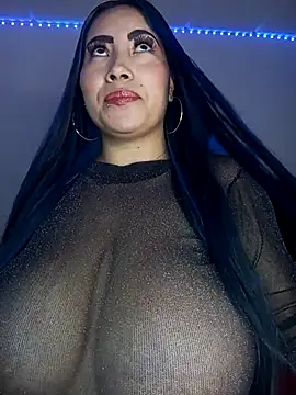 Snapshot of dayanna_86 chatting on 03-19-25, 08:43 dayanna 86 online show from 03-19-25, 08:43