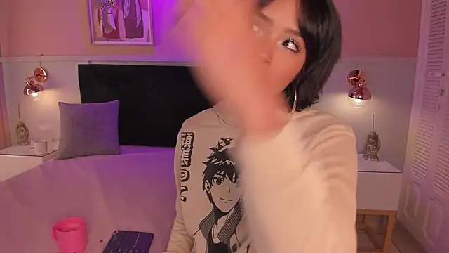 chloe watson  online show from 04-14-26, 07:41