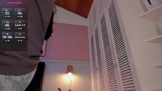 chloe watson  online show from 09-26-25, 07:43