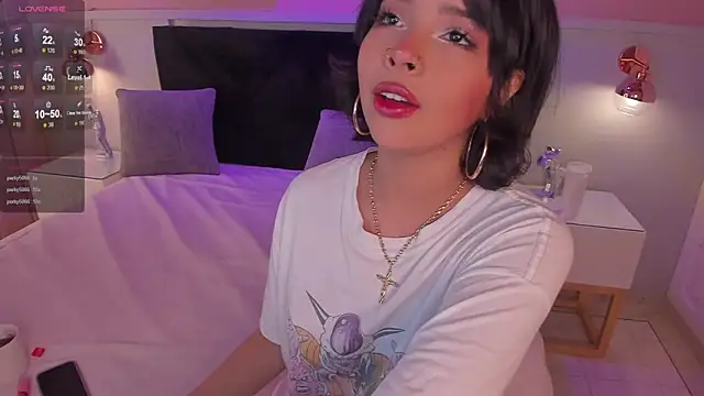 chloe watson  online show from 05-16-26, 08:19