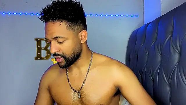 bbcblackhot34 online show from 04-22-26, 03:35